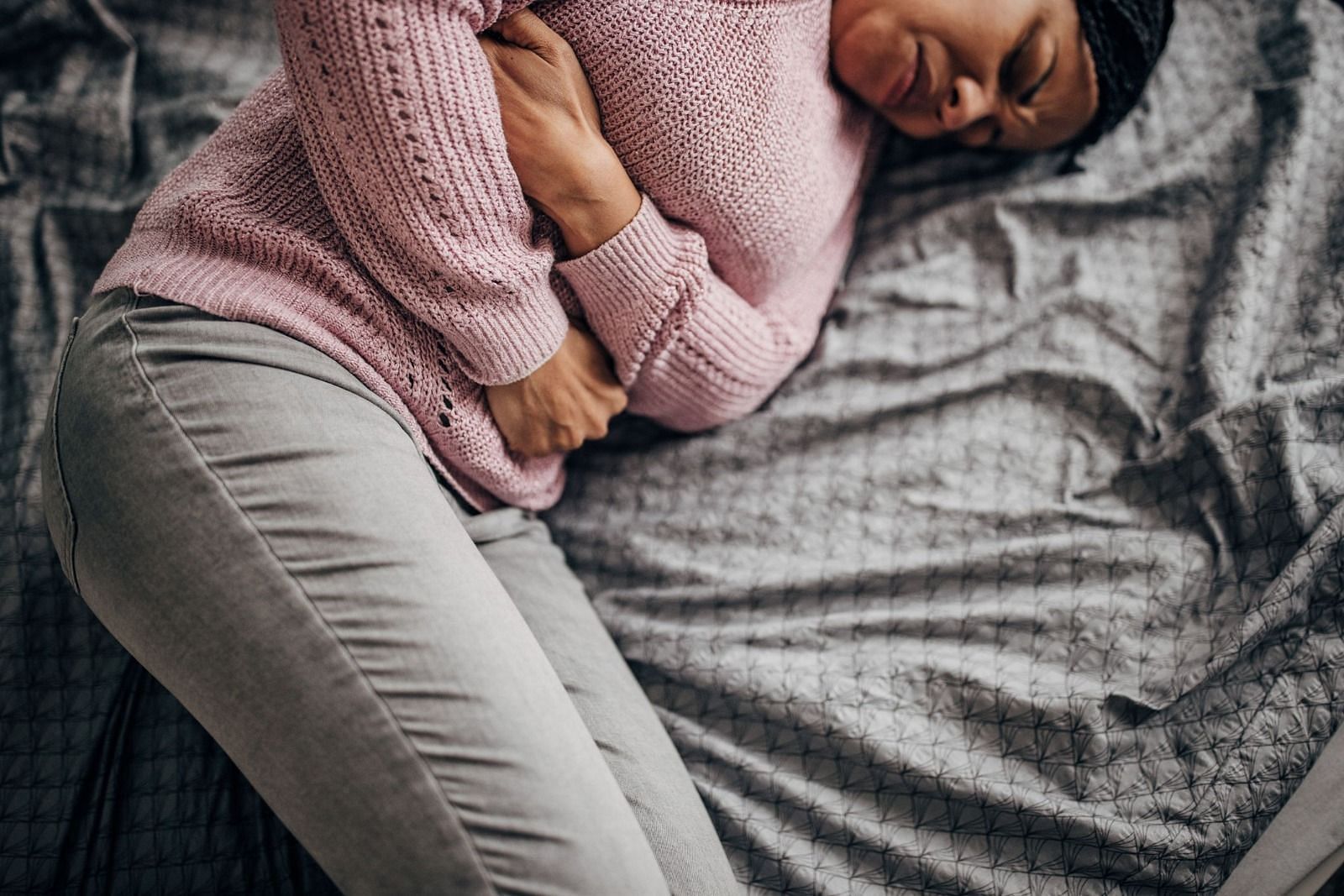 Stomach aches (Image via Deep Heat)